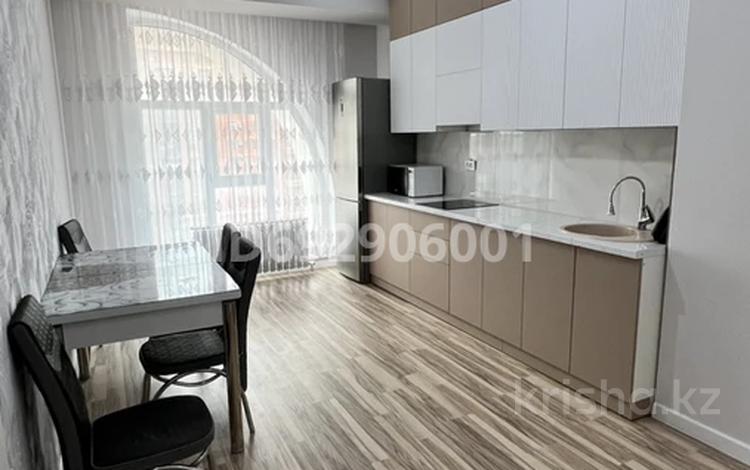 1-бөлмелі пәтер, 55 м², 10/10 қабат, Микрорайон 18а 6, бағасы: 27 млн 〒 в Актау, 18-й мкр  — фото 2