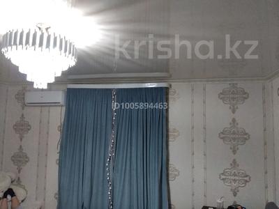 2-бөлмелі пәтер · 55 м² · 2/5 қабат, Жаппасбай батыр 70н, бағасы: 14 млн 〒 в 
