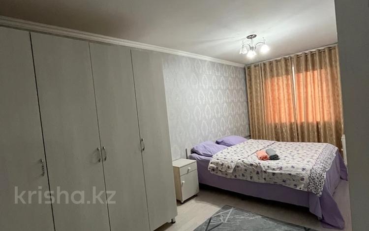 2-бөлмелі пәтер · 46 м² · 5/5 қабат, Туркестанская 2/3 — Байтурсынова, бағасы: 12 000 ₸ в Шымкенте, Абайский р-н — фото 2