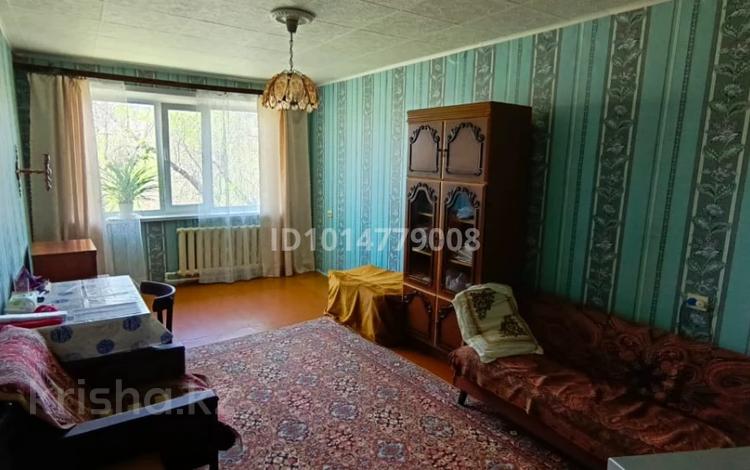 2-комнатная квартира · 48 м² · 5/5 этаж, мкр Юго-Восток, 28й микрорайон 8 за 13.1 млн ₸ в Караганде, Казыбек би р-н — фото 2