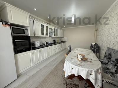 4-комнатная квартира · 160 м² · 2/5 этаж, мкр. Алтын орда — ЖК КЕРЕМЕТ за 61.5 млн ₸ в Актобе