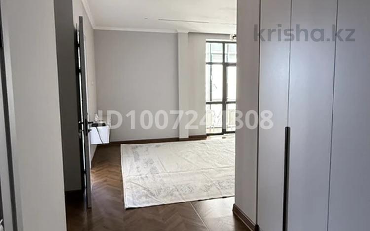 2-бөлмелі пәтер · 78.4 м² · 5/6 қабат, Иляева 113Б/5 — Акпан батыр-Иляева, бағасы: 44 млн ₸ в Шымкенте, Аль-Фарабийский р-н — фото 2