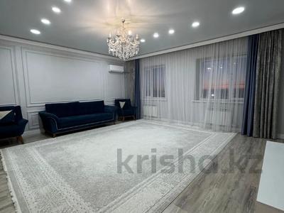 3-комнатная квартира · 110 м² · 5/8 этаж, мкр. Алтын орда 41В/2 за 300 000 ₸ в Актобе