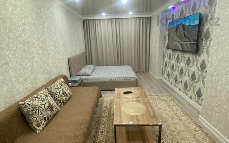1-бөлмелі пәтер · 60 м² · 11/24 қабат, Сафуана Шаймерденова 8, бағасы: 2 000 ₸ в Астане, Алматы р-н — фото 2