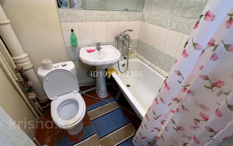 2-комнатная квартира · 49 м² · 2/5 этаж, Царёва 17 — Район мечеть за 110 000 ₸ в Аксу — фото 2