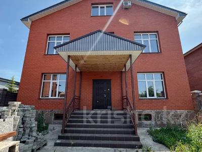 Отдельный дом · 10 комнат · 575.7 м² · 7 сот., мкр Юго-Восток, Муканова 41/45 за 115 млн ₸ в Караганде, Казыбек би р-н