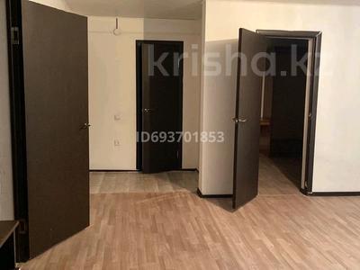 3-бөлмелі пәтер · 75 м² · 2/3 қабат, мкр Айгерим-1, Мкр Айгерим-1 бесторе — Возле магазина Лиана, бағасы: 170 000 ₸ в Алматы, Алатауский р-н