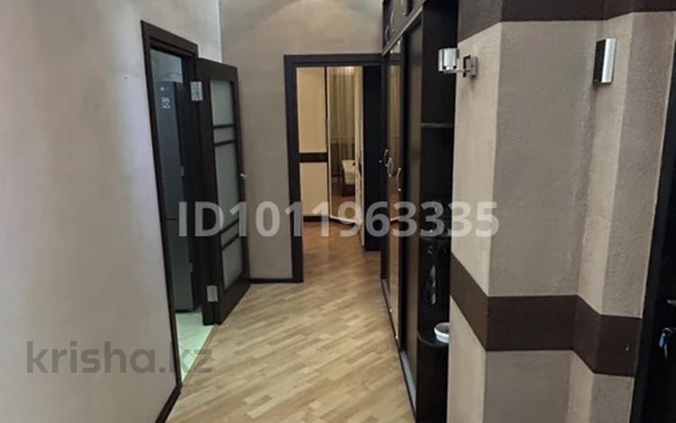 2-комнатная квартира · 74 м² · 3/20 этаж, ул. Евгения Брусиловского 163блок23 за 350 000 ₸ в Алматы, Алмалинский р-н — фото 2