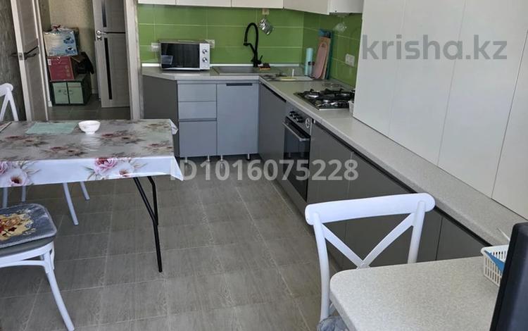 2-комнатная квартира · 61 м² · 4/6 этаж, мкр. Алтын орда за 200 000 ₸ в Актобе — фото 2