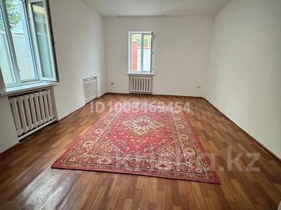 Часть дома · 2 комнаты · 55 м², Жумабаев 25 — Жумабаева Бейсебаева за 160 000 〒 в Каскелене