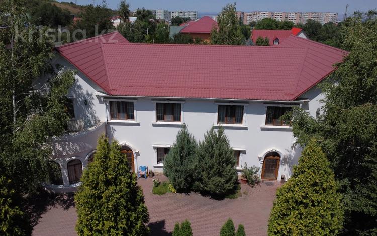 Отдельный дом · 14 комнат · 830 м² · 11 сот., Егора Редько — Кенесары Хана за 280 млн 〒 в Алматы, Наурызбайский р-н — фото 51