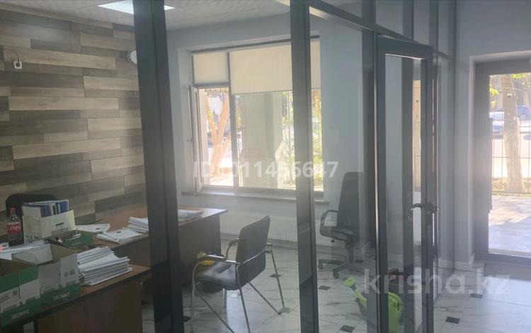 Кеңселер · 105 м², бағасы: 69 млн ₸ в Атырау, мкр Жилгородок — фото 2