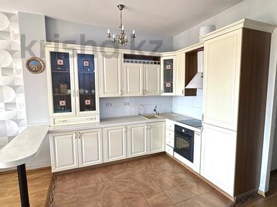 3-комнатная квартира · 100 м² · 9/16 этаж, Навои 208 — Торайгырова за 450 000 ₸ в Алматы, Бостандыкский р-н