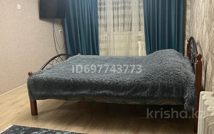 1-комнатная квартира · 33 м² · 2/5 этаж, мкр Новый Город, Гоголя 55 за 150 000 ₸ в Караганде, Казыбек би р-н — фото 2