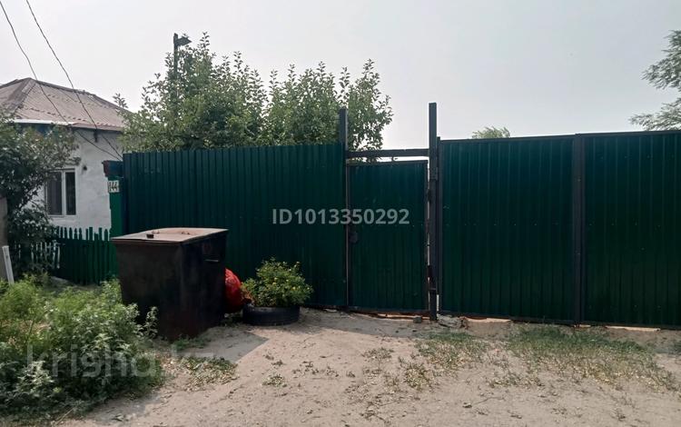 Отдельный дом · 4 комнаты · 100 м² · 14 сот., Торфяная 144 — Переулок Чимкентская за 9.5 млн ₸ в Семее — фото 2