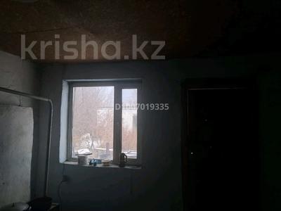 Отдельный дом · 4 комнаты · 100 м² · 8 сот., Бобровка 3334 — Магазин Тополек за 6 млн 〒 в Семее