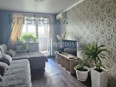 3-комнатная квартира · 60 м² · 3/5 этаж, мкр Михайловка , Кирзавод 3/4, Осевая 1 за 17 млн 〒 в Караганде, Казыбек би р-н