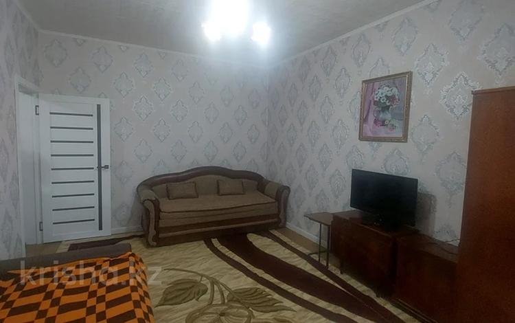1-комнатная квартира · 43 м² · 1/5 этаж, мкр Айнабулак-4 175 за 200 000 ₸ в Алматы, Жетысуский р-н — фото 8