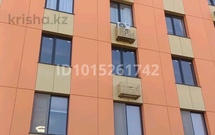 2-комнатная квартира · 43 м² · 2/10 этаж, Аэропортная 64 за 32 млн ₸ в  — фото 2