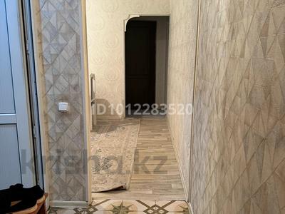 3-бөлмелі пәтер · 57.7 м² · 3/5 қабат, 8-й микрорайон, гагарина 16, бағасы: 27 млн ₸ в Шымкенте, Туран р-н