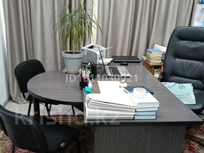 Свободное назначение, офисы, магазины и бутики, медцентры и аптеки, образование · 40 м² за 45 млн ₸ в Астане, Есильский р-н