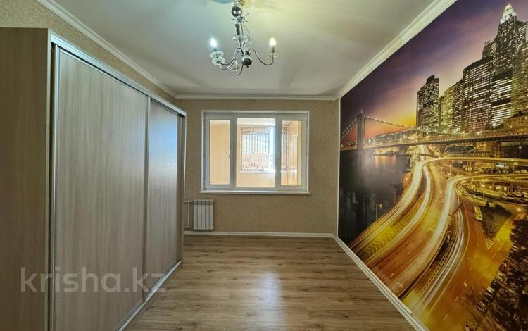 4-комнатная квартира · 90 м² · 5/5 этаж, 27-й мкр 80 за 18 млн 〒 в Актау — фото 4