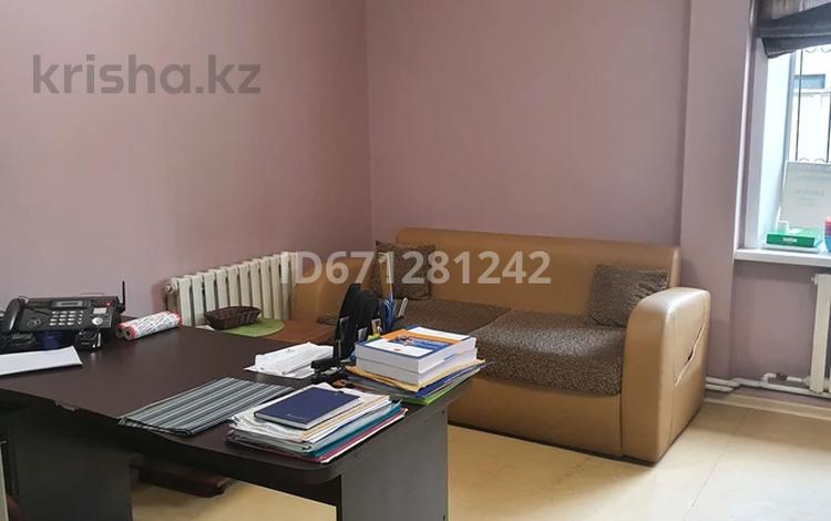 Свободное назначение • 170 м² за 61.5 млн 〒 в Караганде, Казыбек би р-н — фото 2