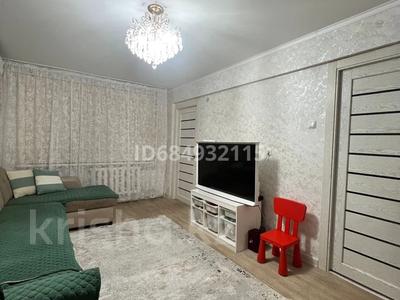 3-бөлмелі пәтер · 52 м² · 1/5 қабат, Караменди би 19, бағасы: 16 млн ₸ в Балхаше