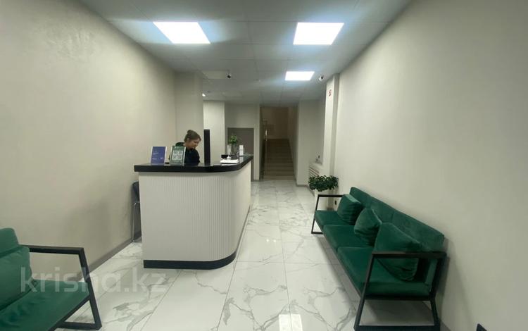 Свободное назначение, офисы, бани, гостиницы и зоны отдыха, образование, развлечения · 420 м² за 265 млн 〒 в Астане, Сарыарка р-н — фото 9