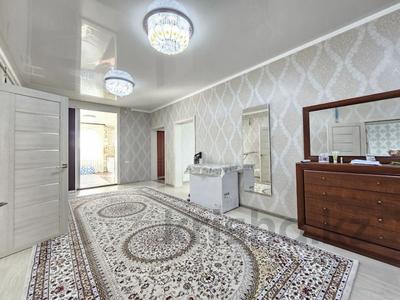 Отдельный дом · 4 комнаты · 252 м² · 35 сот., Кирпичная за 50 млн ₸ в Затобольске (Тобыле)