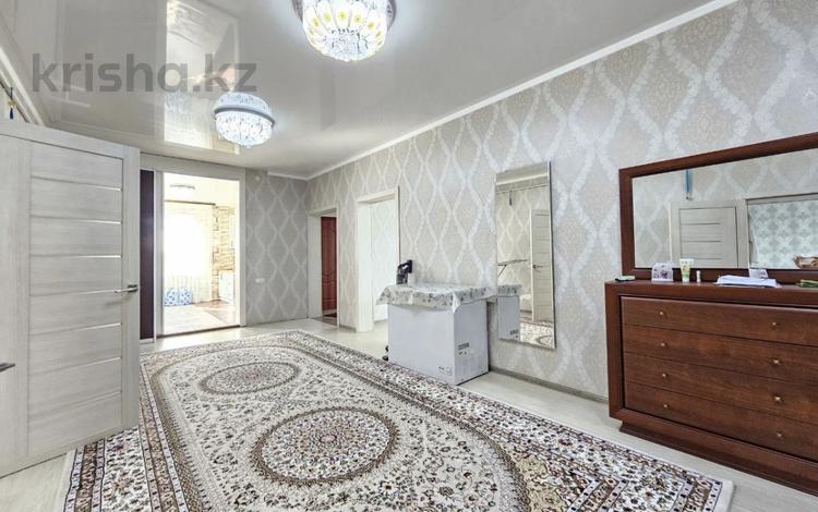 Отдельный дом · 4 комнаты · 252 м² · 35 сот., Кирпичная за 50 млн ₸ в Затобольске (Тобыле) — фото 2
