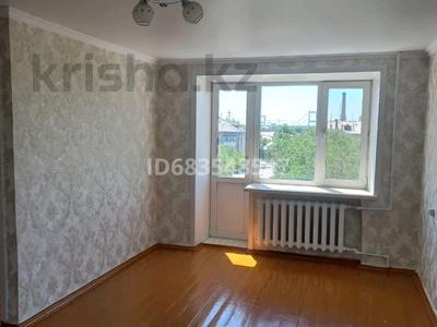 Продажа квартир в Абайская обл.: 1-комнатная квартира, 30 м², 4/4 этаж, 72 квартал 21 — Рядом магазин Адал за 10 млн 〒 1-комнатная квартира, 30 м², 4/4 этаж, 72 квартал 21 — Рядом магазин Адал за 10 млн 〒 в Семее