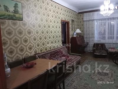 3-комнатная квартира · 77 м² · 2/4 этаж, мкр Новый Город, Бухар- Жырау 29 — Угол пр. Назарбаева (б. Мира) за 195 000 ₸ в Караганде, Казыбек би р-н