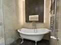 4-комнатная квартира · 110 м², Сатпаева 41д за 500 000 ₸ в Атырау — фото 9