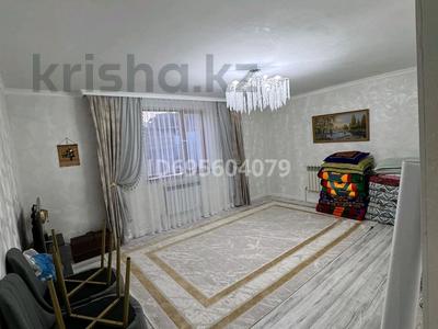 Отдельный дом · 3 комнаты · 100 м² · 10 сот., Айымбаева 7 — Қасында мектеп,шағын маркет,бала бақша за 15 млн ₸ в Алге