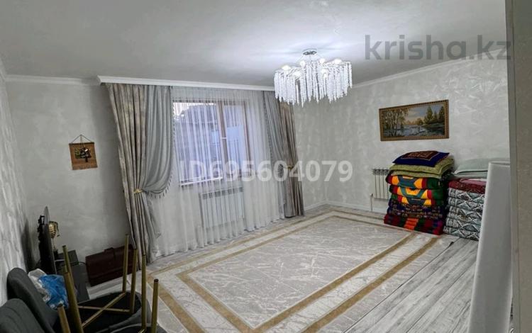 Отдельный дом · 3 комнаты · 100 м² · 10 сот., Айымбаева 7 — Қасында мектеп,шағын маркет,бала бақша за 15 млн ₸ в Алге — фото 2