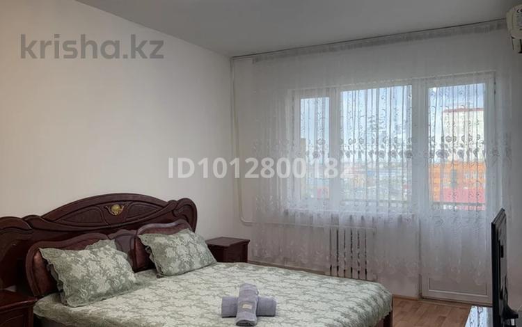 1-комнатная квартира · 50 м² · 7/9 этаж, мкр. Алмагуль, Алмагуль 9 — Алмагуль за 12 000 ₸ в Атырау — фото 2