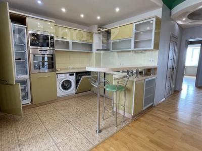 3-бөлмелі пәтер · 82.5 м² · 11/12 қабат, Валиханова 1, бағасы: 40 млн ₸ в Астане, р-н Байконур