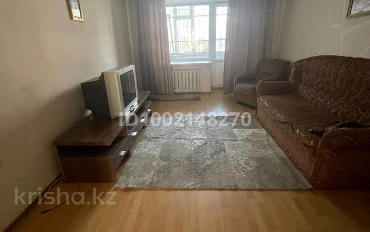 3-комнатная квартира · 65 м² · 1/5 этаж, Акана мере 90 а за 15 000 ₸ в Кокшетау — фото 2