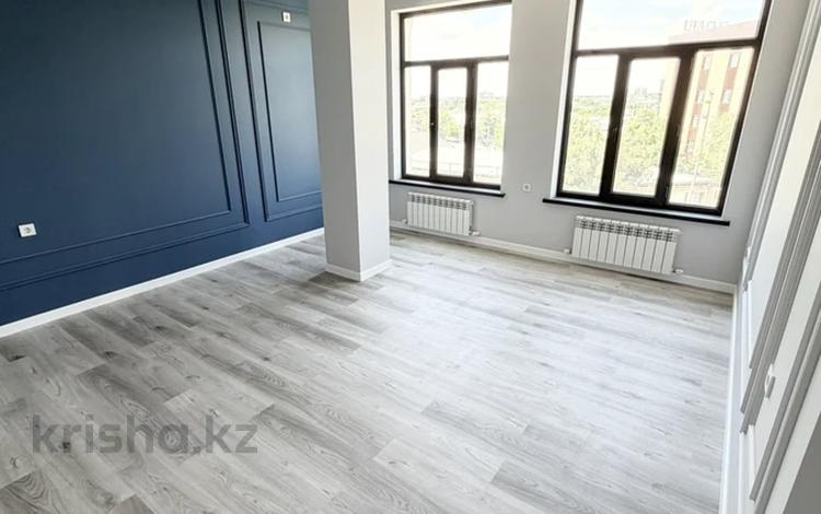 Офисы, кабинеты и рабочие места, студии · 35 м² за 150 000 ₸ в Шымкенте, Аль-Фарабийский р-н — фото 2