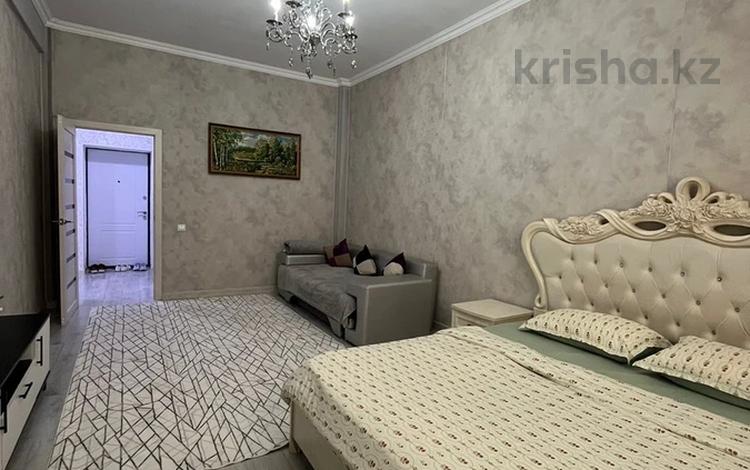 1-комнатная квартира · 49 м² · 1/15 этаж, 17-й мкр. 10 за 23.8 млн ₸ в Актау, 18-й мкр  — фото 2