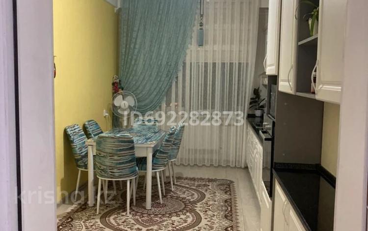 3-бөлмелі пәтер · 99.74 м² · 8/9 қабат, Нұрсәт ш/а 172Б — Назарбаева, бағасы: 42 млн ₸ в Шымкенте, Каратауский р-н — фото 2