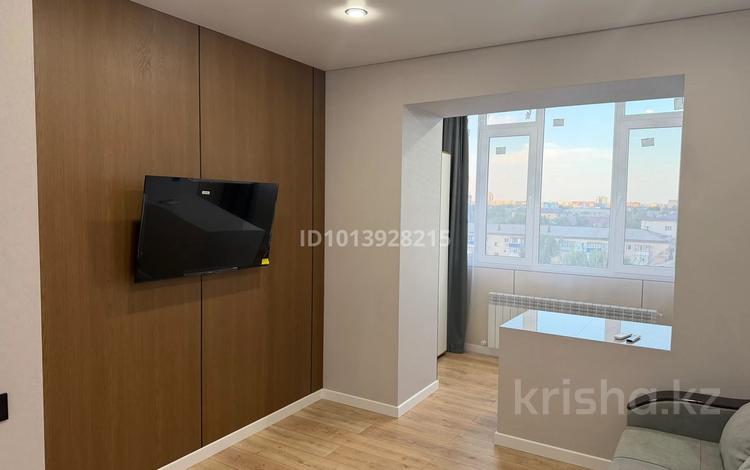 1-комнатная квартира · 35 м² · 8/9 этаж, мкр Айгуль 1в за 19.5 млн ₸ в Уральске — фото 2