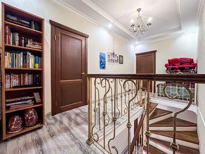 Жеке үй • 6 бөлмелер • 195 м² • 5.5 сот., Кожамкулова 203, бағасы: 155 млн 〒 в Алматы, Алмалинский р-н