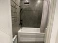 2-комнатная квартира · 74 м² · 3/9 этаж, мкр Кокжиек, Жолымбет 20 — Жолымбет 65 за 300 000 ₸ в Алматы, Жетысуский р-н — фото 9