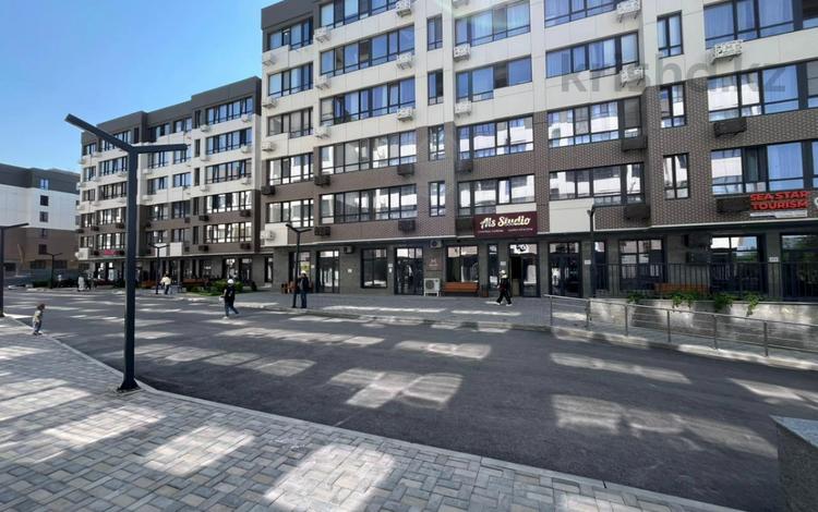 2-бөлмелі пәтер · 70 м² · 6/6 қабат, ул. Илтипат 49 — Пр.Абая, бағасы: 44 млн ₸ в Алматы, Наурызбайский р-н — фото 2