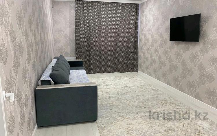 2-комнатная квартира · 60 м² · 3/9 этаж, Сагадат Нурмагамбетов 27/1 за 280 000 ₸ в Астане, Сарайшык р-н — фото 2