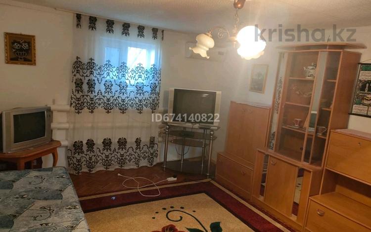 Отдельный дом · 1 комната · 40 м² · 10 сот., Мкр Атырау 271 — Шманова за 70 000 ₸ — фото 2