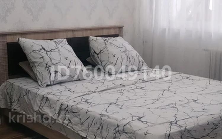 1-комнатная квартира · 45 м² · 3/9 этаж, 5 микрорайон 5 за 8 000 〒 в Аксае — фото 3