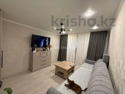 3-бөлмелі пәтер · 60 м² · 3/5 қабат, мкр Михайловка , Крылова 60, бағасы: 30 млн ₸ в Караганде, Казыбек би р-н